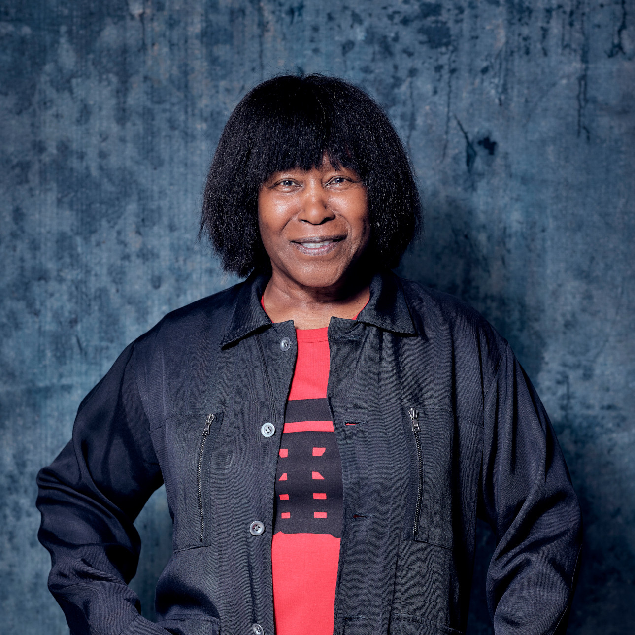 Headshot of Joan Armatrading