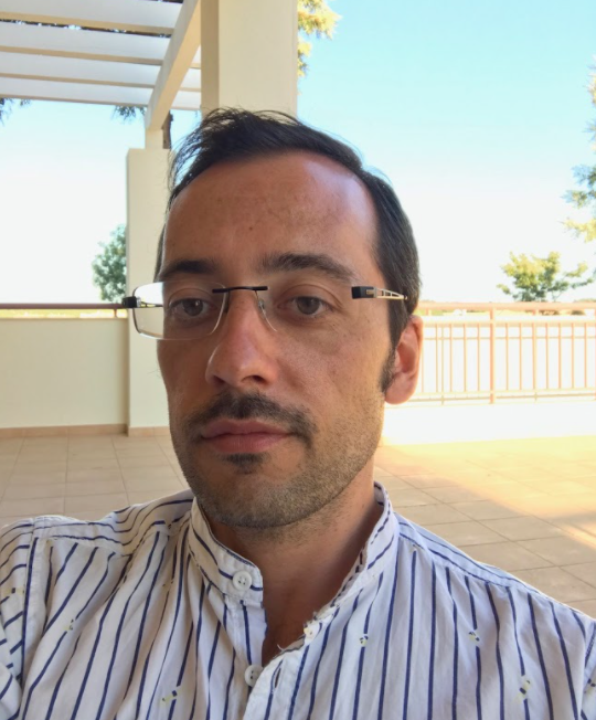 Headshot of Ricardo Marques