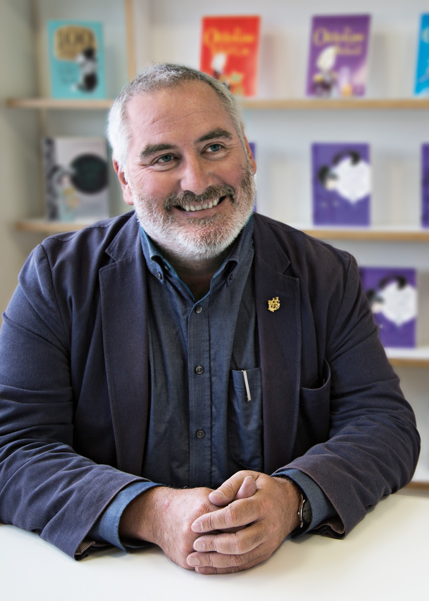 Headshot of Chris Riddell